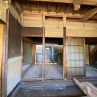 解体工事中の様子