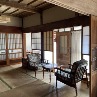 時を紡ぐ家_築70年の古民家をスタジオにリノベーション【学びと交流の場 古民家やご】